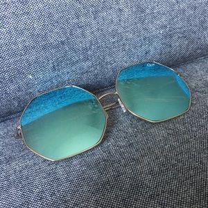 QUAY Australia Kiss & Tell Silver/Blue Sunglasses